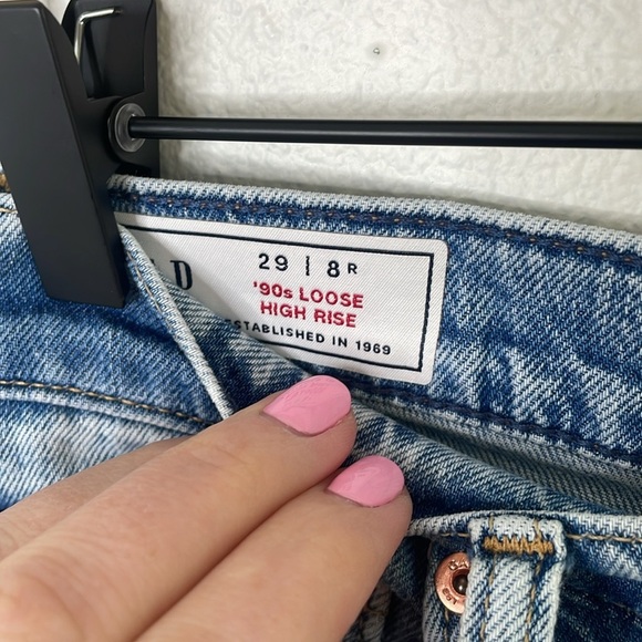 Gap 90s Loose High-Rise Distressed Jeans - Picture 5 of 11